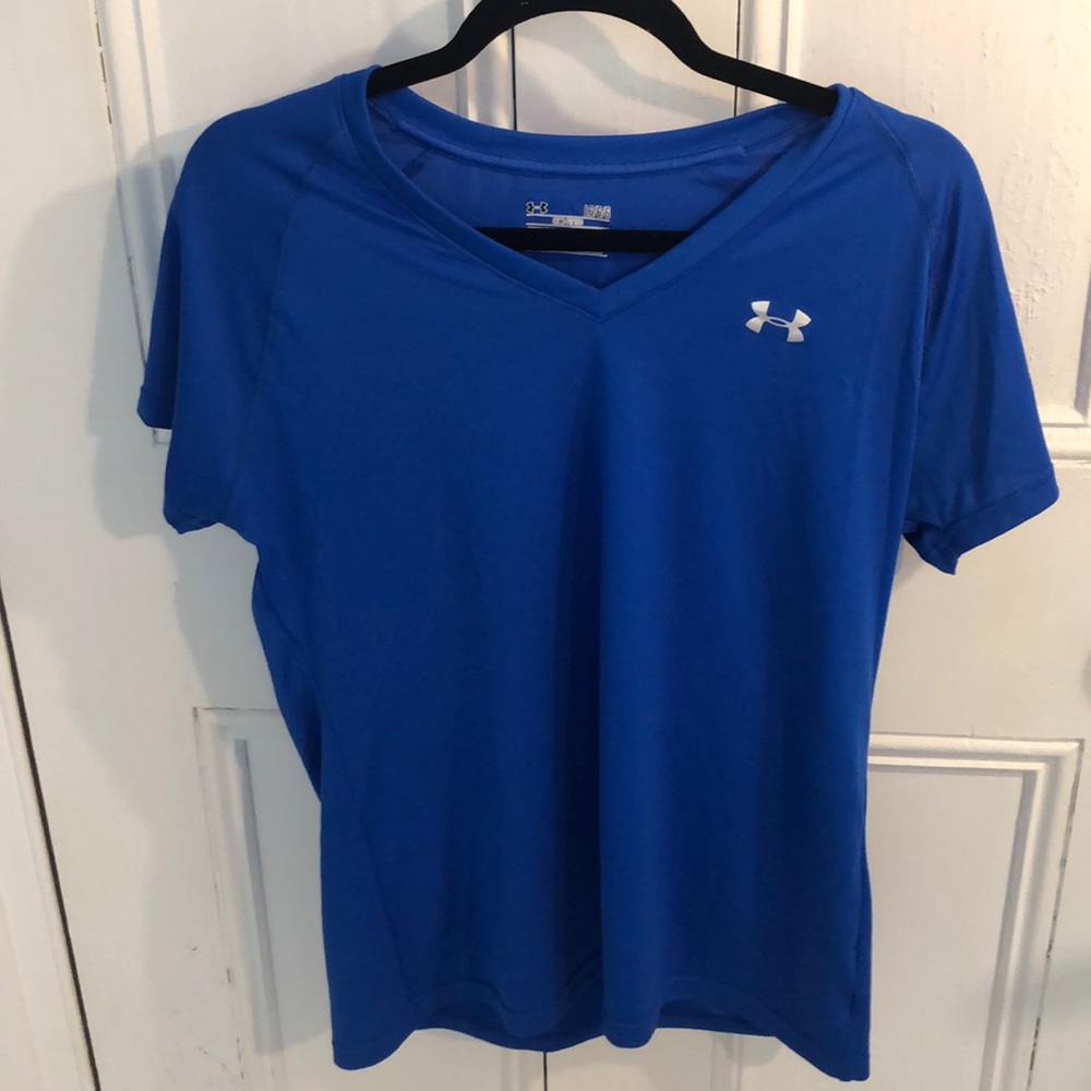 UNDER ARMOUR top